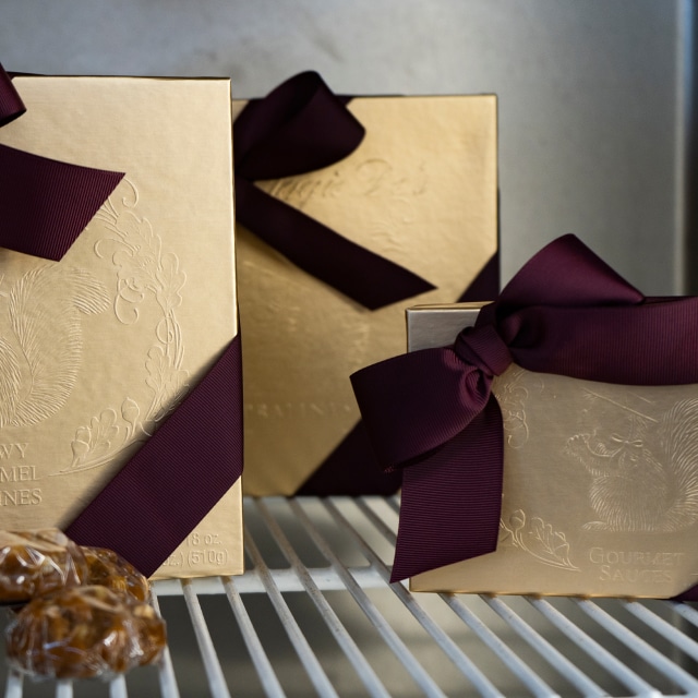 Gift box sets of Texas Pecan Pralines and other confections made in Texas