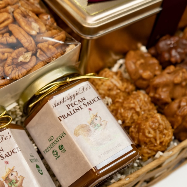 Give a Texas classic gift of various assortments of Pecan Pralines, Chocolates & other confections handmade by Aunt Aggie De's Pralines in Sinton, TX